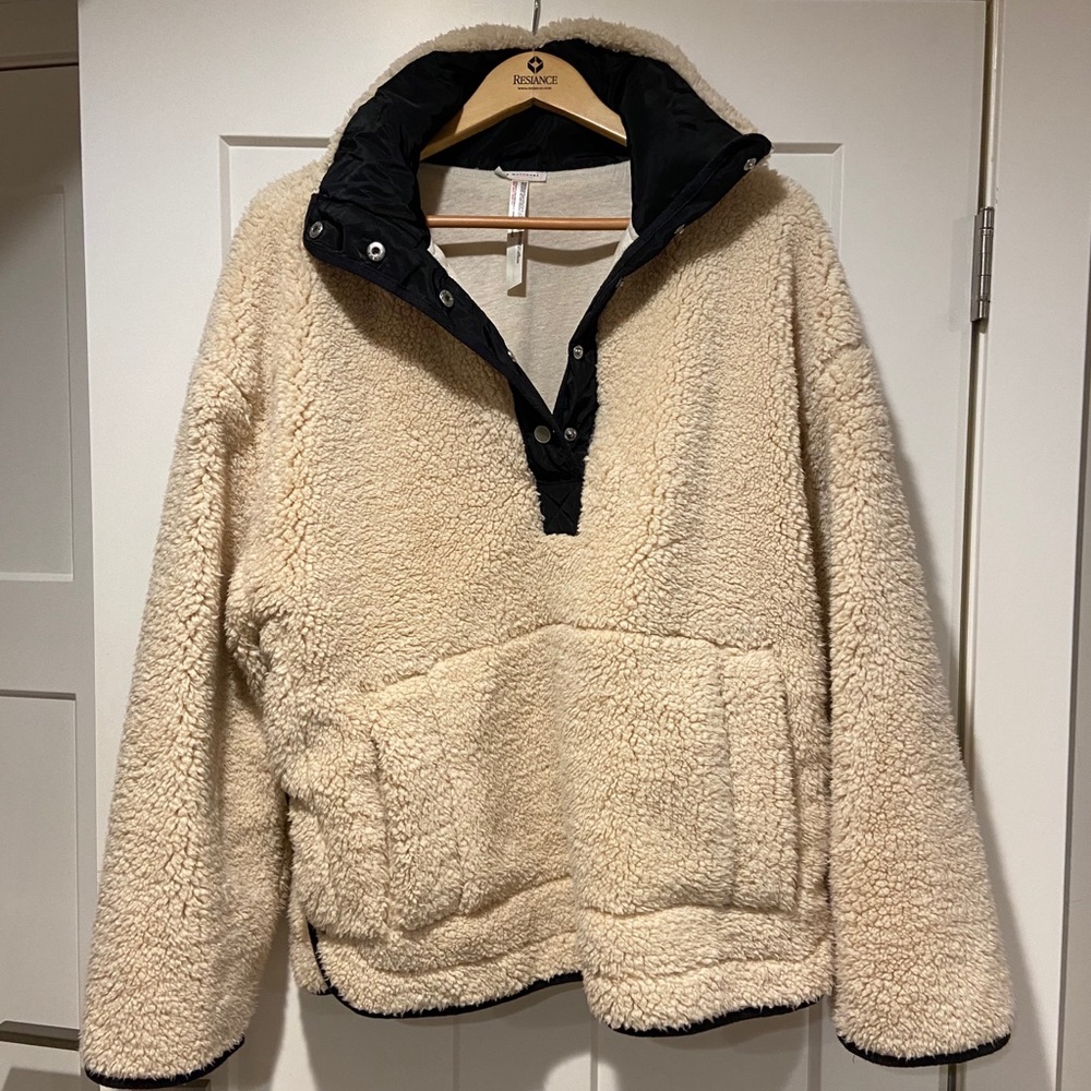 Fleece pullover